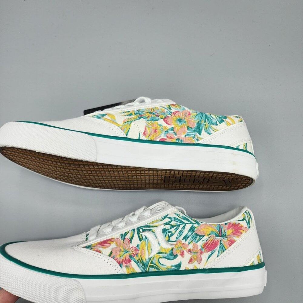 Hurley NIB Kayo lace tropical floral print sneakers woman's size 9.5 - Picture 2 of 9